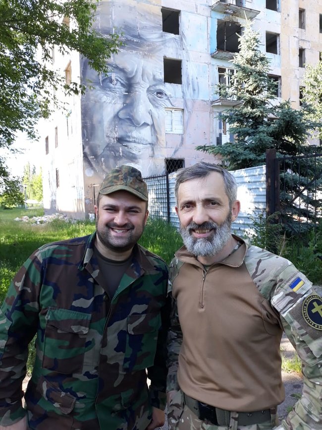 Військовий капелан, протестант Олександр Мішура: Під час обстрілу боєць, не знаючи тексту псалма, просто кричав: 90 псалом! 90 псалом!, і Господь захистив, всі вціліли 04