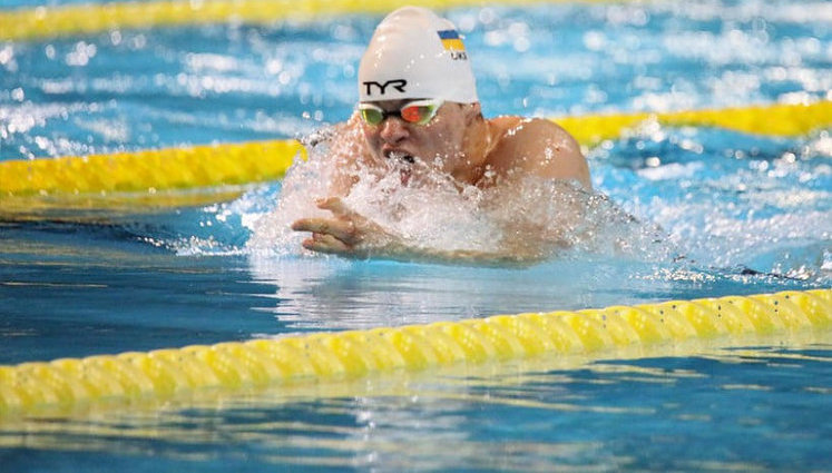 Swimmer Trusov wins Paralympic gold, sets world record