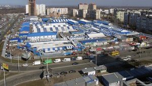 У мережі з'явилося відео розгрому ринку на Оболоні. ВIДЕО