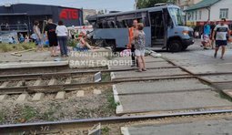 Потяг зіткнувся із маршруткою на Рівненщині: є загиблі