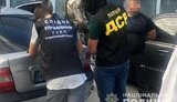 Задержан организатор группы вымогателей средств у перевозчиков Ужгорода, за $47 тыс. он обещал "спокойствие", - Нацполиция. ВИДЕО+ФОТОрепортаж