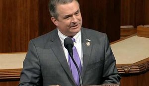 Бейкон закликав Трампа посилити допомогу Києву