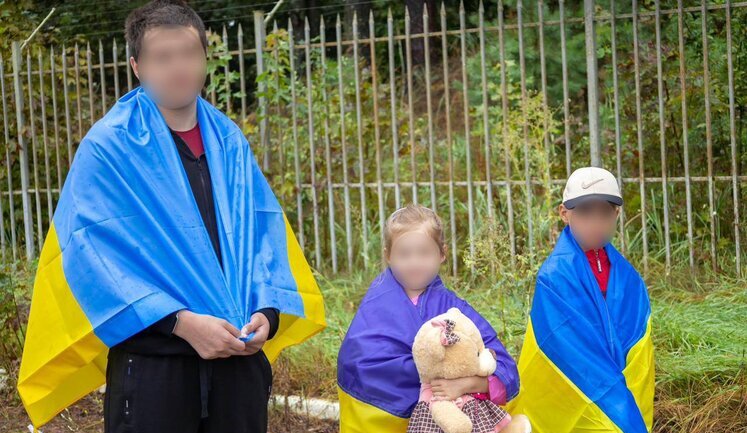 Трьох українських дітей та юнака повернули з території РФ. ФОТО