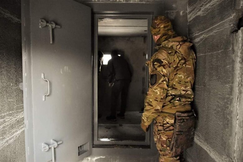 В Киевской области строят фортификационные сооружения 03