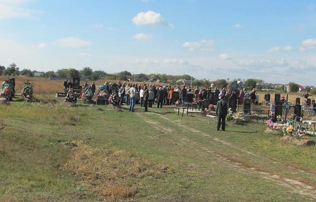Rescuer Volodymyr Sytnyk, who was kidnapped and killed by Donbas occupants in 2014, buried in Cherkasy region, - State Emergency Service 05