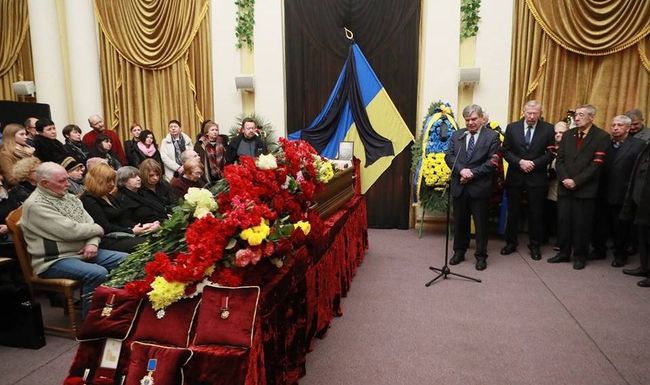 Сьогодні в Києві попрощалися з Мирославом Поповичем 14