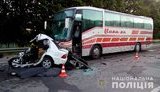 Смертельна ДТП під Харковом: 24-річний водій автомобіля Geely "влетів" в автобус з 50 пасажирами. ФОТО