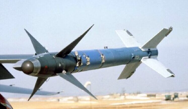 Буданов про знищення двох російських Су-30: Застосовано ракети з інфрачервоним наведенням AIM-9 Sidewinder