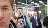 Главу КПУ Симоненко заметили в аэропорту по дороге в Москву. ФОТО