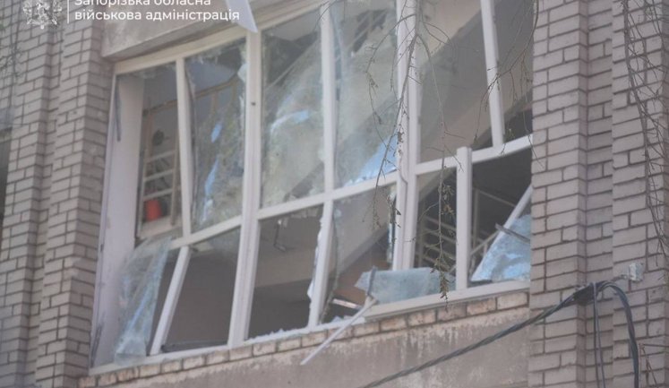 Росіяни вдарили по Запоріжжю: одна людина загинула, 29 постраждали. ВІДЕО+ФОТОрепортаж (оновлено)
