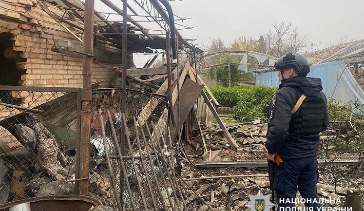Двоє людей зазнали поранень через ворожі обстріли Дніпропетровщини. ФОТОрепортаж