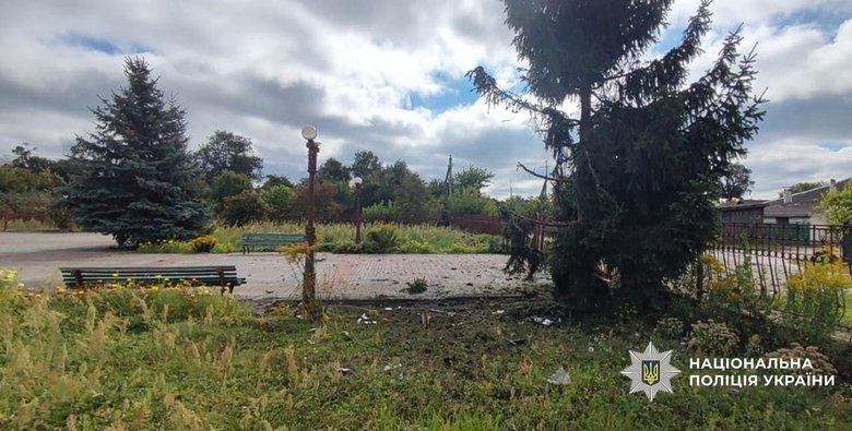 Russia shelled a school and a shop in Chernihiv region
