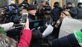 Кілька тисяч співробітників підприємств Бахматюка на мітингу закликали президента звільнити главу НАБУ Ситника і захистити їхні робочі місця