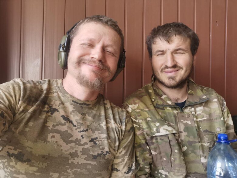 Денис Попов: Бої на Київщині запам’яталися великою кількістю решток тіл окупантів, розкиданих навколо, та безліччю спаленої, знищеної та покинутої техніки загарбників 05