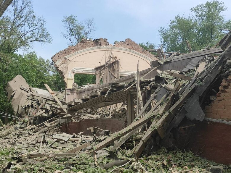 Росіяни скинули бомбу на Нью-Йорк, поранено 1 особу, - Донецька ОВА 03