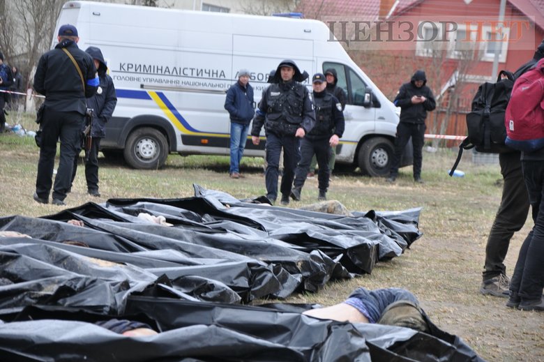 Exhumation of Ukrainians killed by occupiers began in Bucha 11