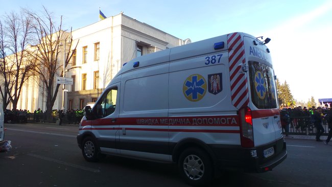 Поліція: Затримано найактивніших учасників акції під Радою, намети демонтовано 25