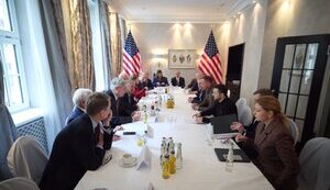 Зеленский на встрече с сенаторами США: РФ не хочет окончания войны и продолжает увеличивать напряжение в мире. ВИДЕО
