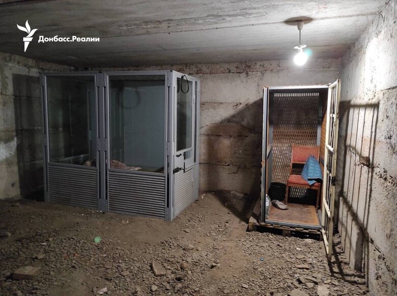 Execution house in basement of Military Commissariat: footage from liberated Kupiansk district 01