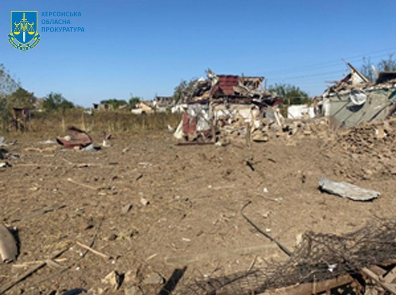 Ворожа авіація атакувала Одрадокам’янку, поранено двох людей (оновлено) 01