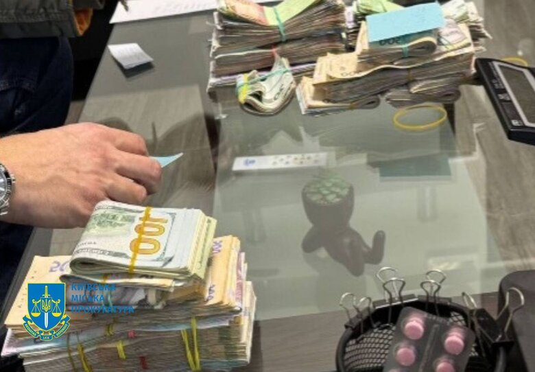 Підозра чиновникам Київтранспарксервісу