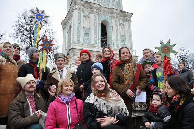 Різдвяні святкування в центрі Києва 04