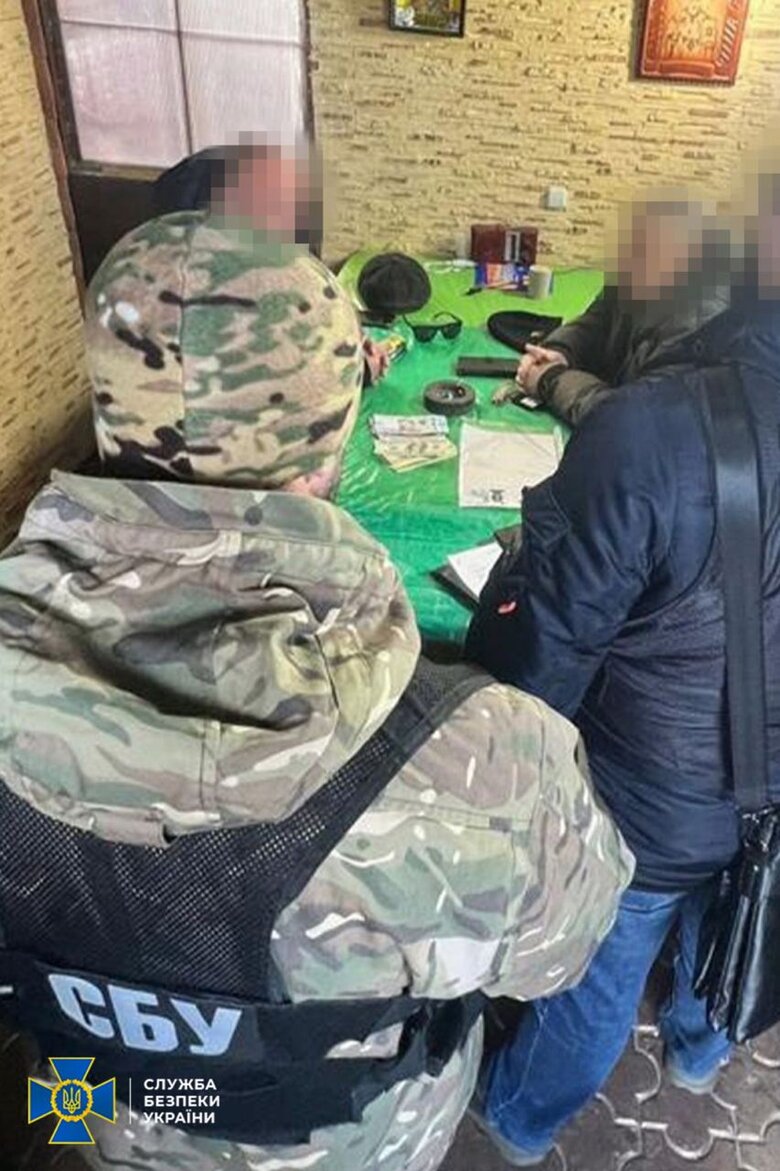 Five organizers of schemes for evaders were detained: some of them were engaged in demobilization of current military, - SSU 06