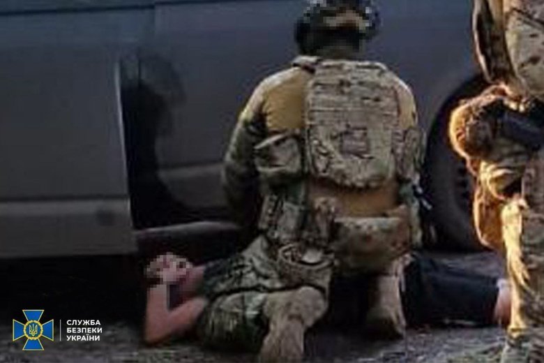 СБУ викрила 7 каналів збуту зброї: вилучено АК-12, дрони та вибухівку