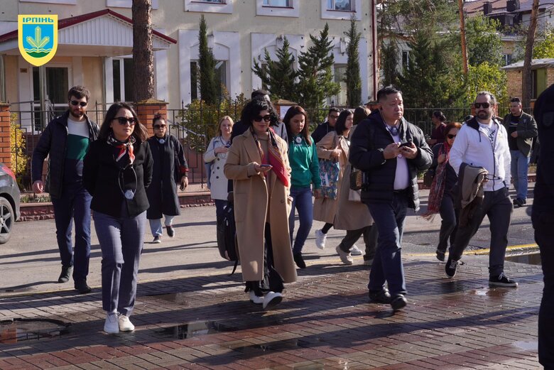 Delegation of Global South countries visited sites of Russian war crimes in Irpin 07