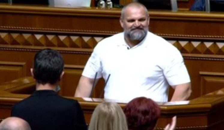 Вірастюк склав присягу народного депутата. ВIДЕО