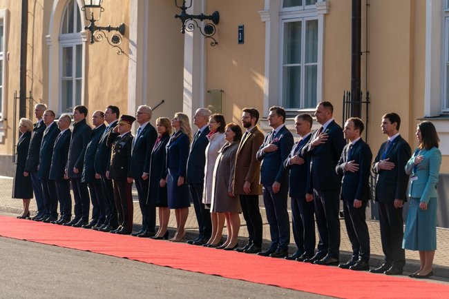 Зеленский встретился с президентом Латвии Левитсом 06