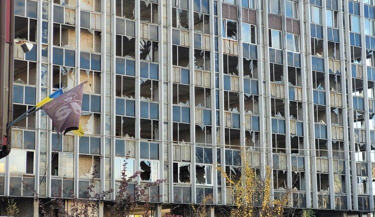 Внаслідок атаки "Шахедів" на Київ пошкоджено корпус та гуртожиток університету ім.Шевченка. ФОТО