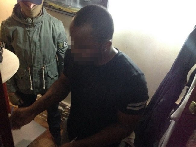 Задержаны интернет-мошенники, выманившие у гражданки США 1,5 млн долл., - СБУ 02