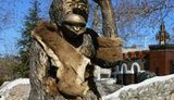 В Севастополе на 23 февраля поставят памятник &amp;quot;настоящему мужчине&amp;quot; - австралопитеку с дубиной. ФОТО