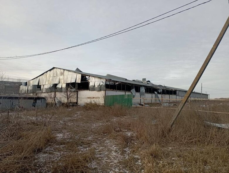 Доба на Харківщині: масштабна пожежа після влучання у склад піротехніки у Харкові та обстріли понад 20 населених пунктів 05