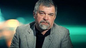 Александр Задорожний: Если задача власти опустить всю страну, то она успешно движется по этому пути