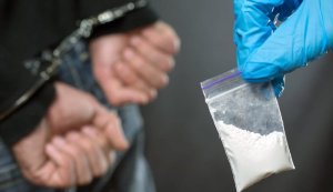 Боротьба з торгівлею наркотиками