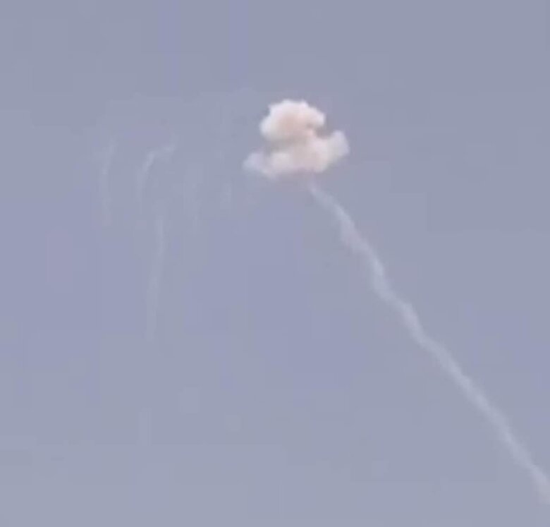 Вчора упродовж дня ворог намагався розвідати дислокацію наших військ на багатьох напрямках. Збито низку безпілотників, - Генштаб 02 Вчора упродовж дня ворог намагався розвідати дислокацію наших військ на багатьох напрямках. Збито низку безпілотників, - Генштаб 02