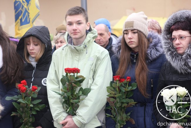 С воином Азова Марком Гудзовским простились в Днепре 07