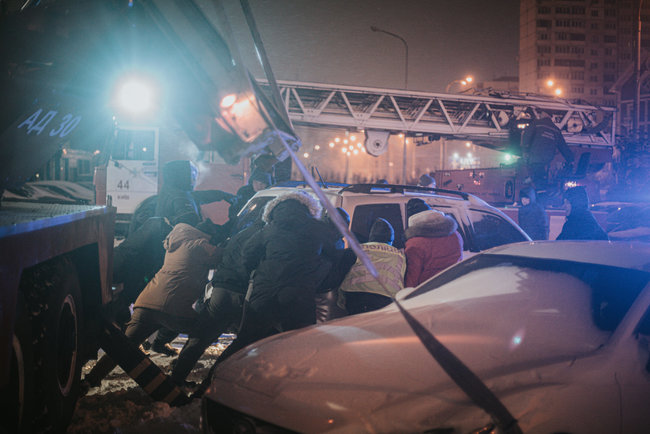 Пожар в многоэтажке в Голосеевском районе Киева. 16 человек эвакуированы, 1 госпитализирован в ожоговый центр, - ГСЧС 06 Пожар в многоэтажке в Голосеевском районе Киева. 16 человек эвакуированы, 1 госпитализирован в ожоговый центр, - ГСЧС 06