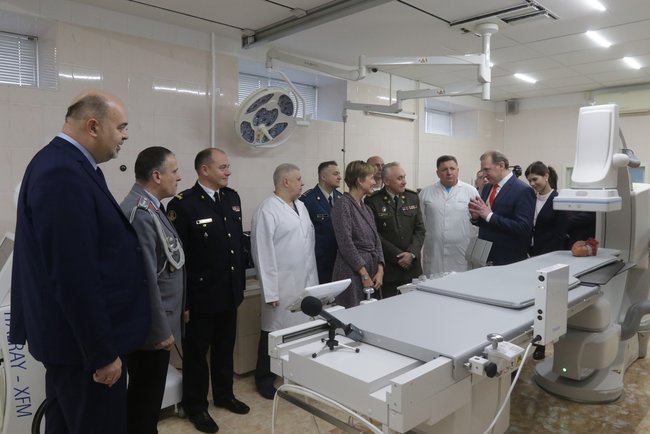 Німеччина виділила 1,5 млн євро на медобладнання для українських військових 01