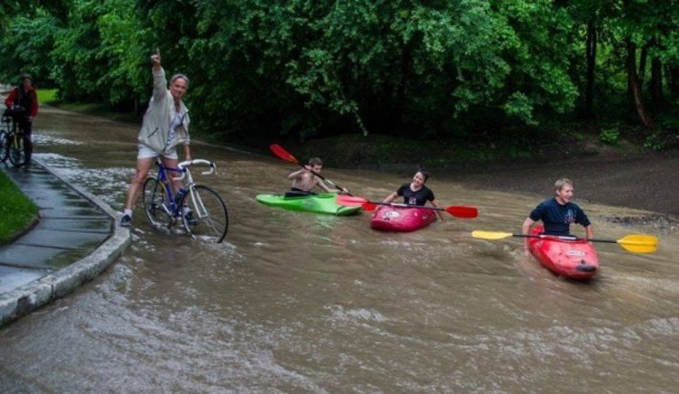 Thunderstorms rage in Ukraine: Lviv is flooded, 167 towns left without power. PHOTOS + VIDEO