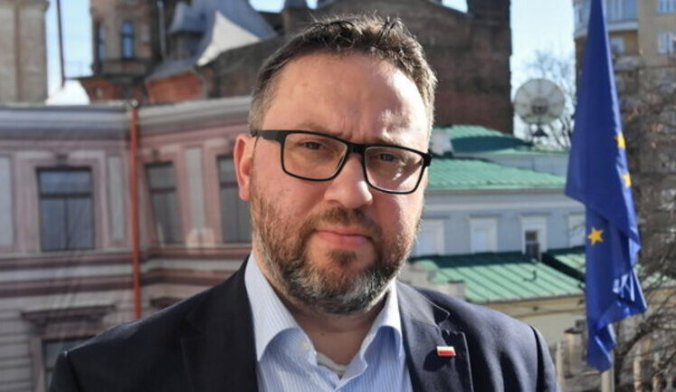 Экс-посол Польши вернул врученный Зеленским орден из-за подразделения имени "Героев УПА"