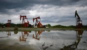 Ціни на нафту знизилися після припинення обміну ударами між Іраном та Ізраїлем