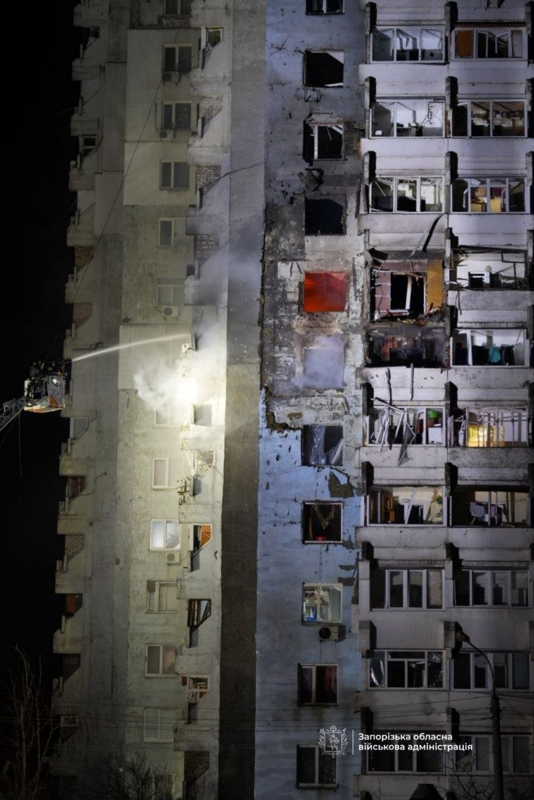 Удар по Запоріжжю: загиблий, п’ятеро поранених і пожежі