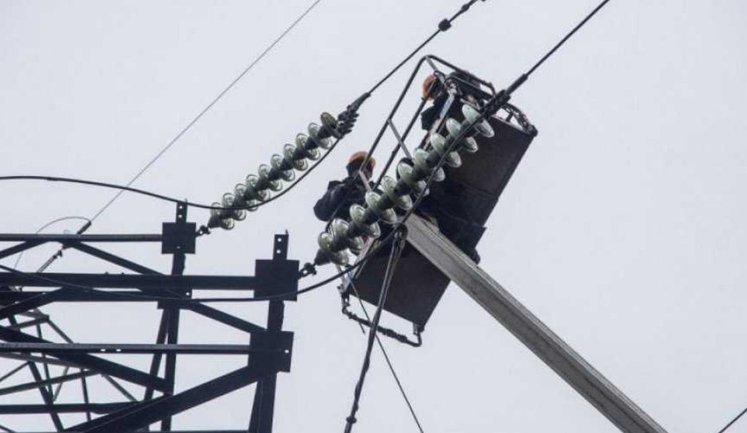 Combined massive attack by Russia on energy infrastructure: power outages in six regions, - Ministry of Energy