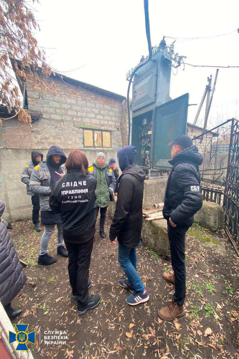 Разоблачена подпольная криптоферма в Киевской области, укравшая электроэнергии на 3,5 млн грн, - СБУ 05