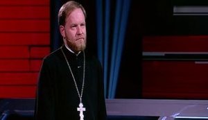 "Я можу до вас звертатися "отче Олександре"?" - "Так точно", - прес-секретар патріарха Кирила в ефірі пропагандиста Соловйова. ВIДЕО