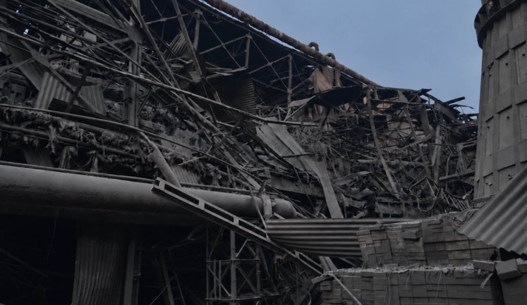 "Запоріжсталь" пережила четверту балістичну атаку за місяць: поранено працівника. ФОТО
