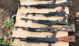 32 підозрюваних: поліція викрила канали незаконного обігу зброї